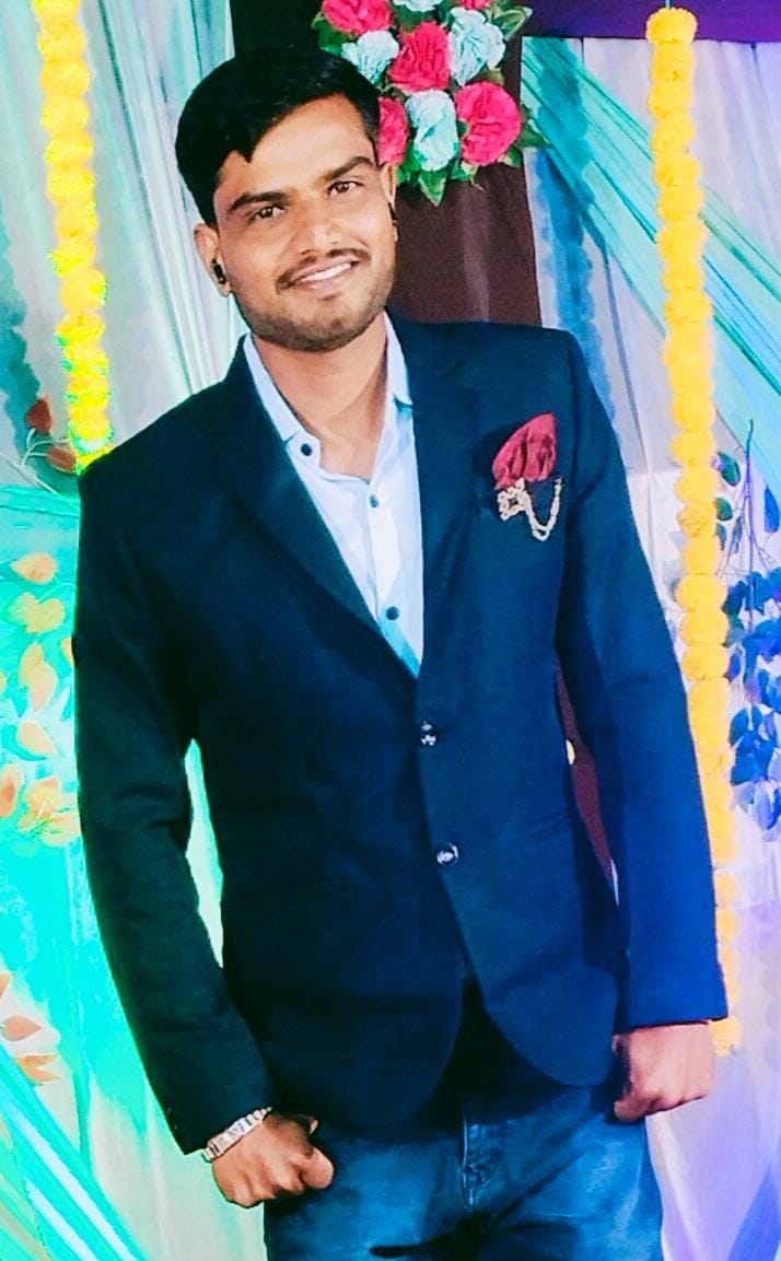 Vikram katariya neemuch, Airte brodband executive team leadar, Insurance advisor, Property dealer, etc, insurance agent,